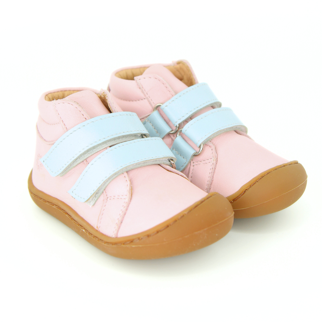 Botas carneiras barefoot bicolor em pele Pituka Wear