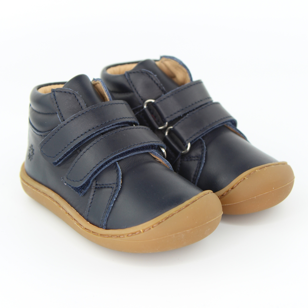 Botas carneiras barefoot em pele Pituka Wear, vista 2