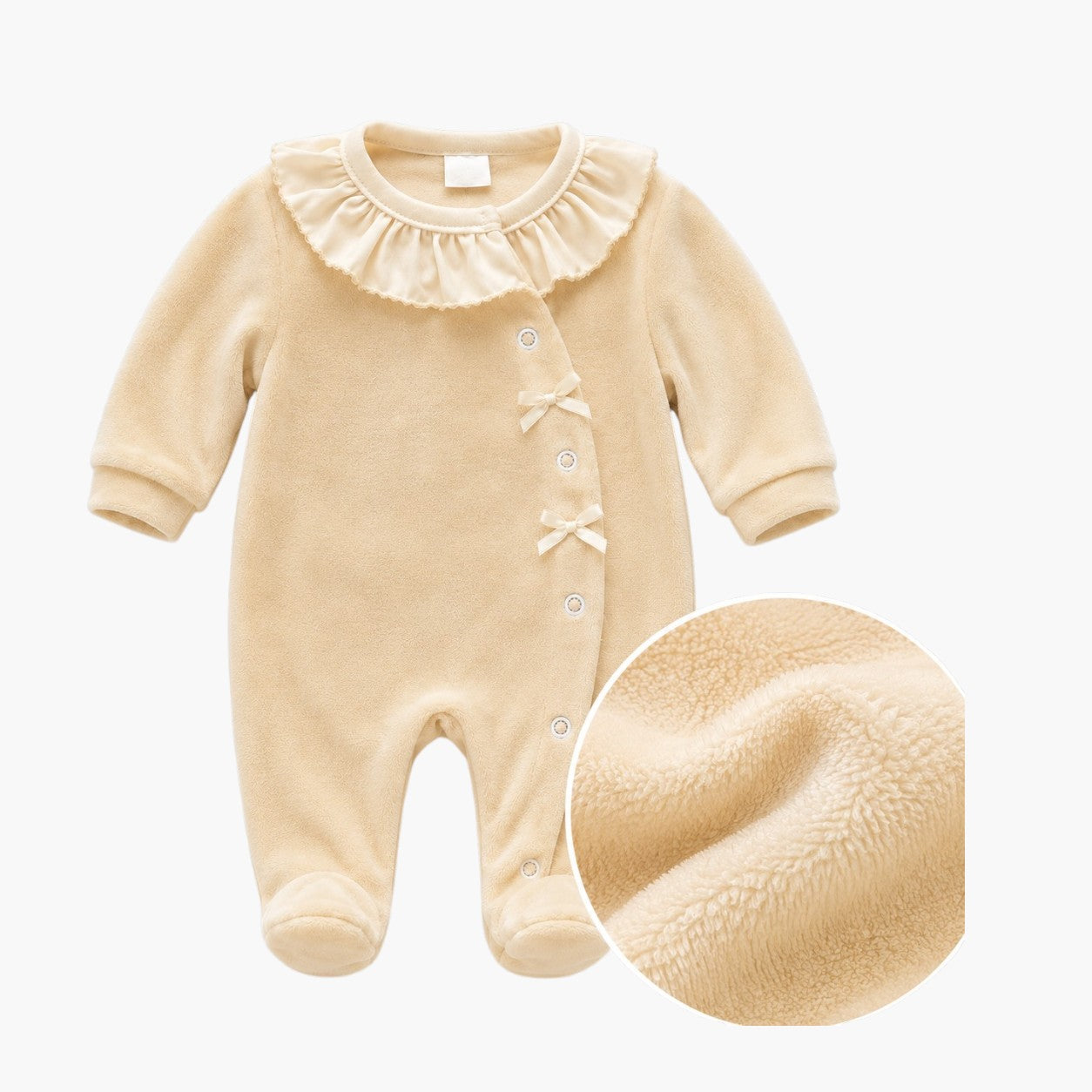 Babygrow de Veludo Bege com Gola de Folho