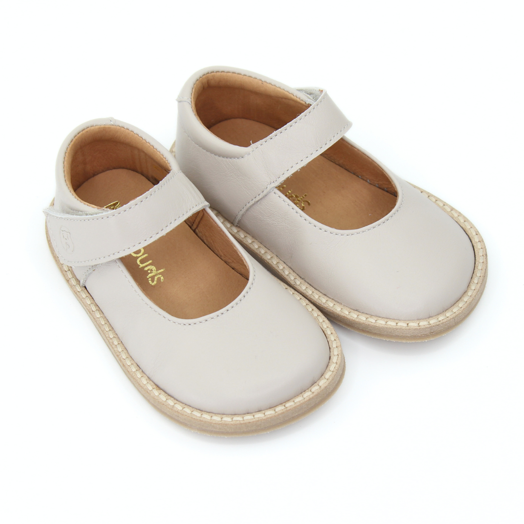 Sabrina barefoot Nani Barebuds, vista 6