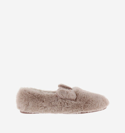 PANTUFAS VICTORIA COELHO